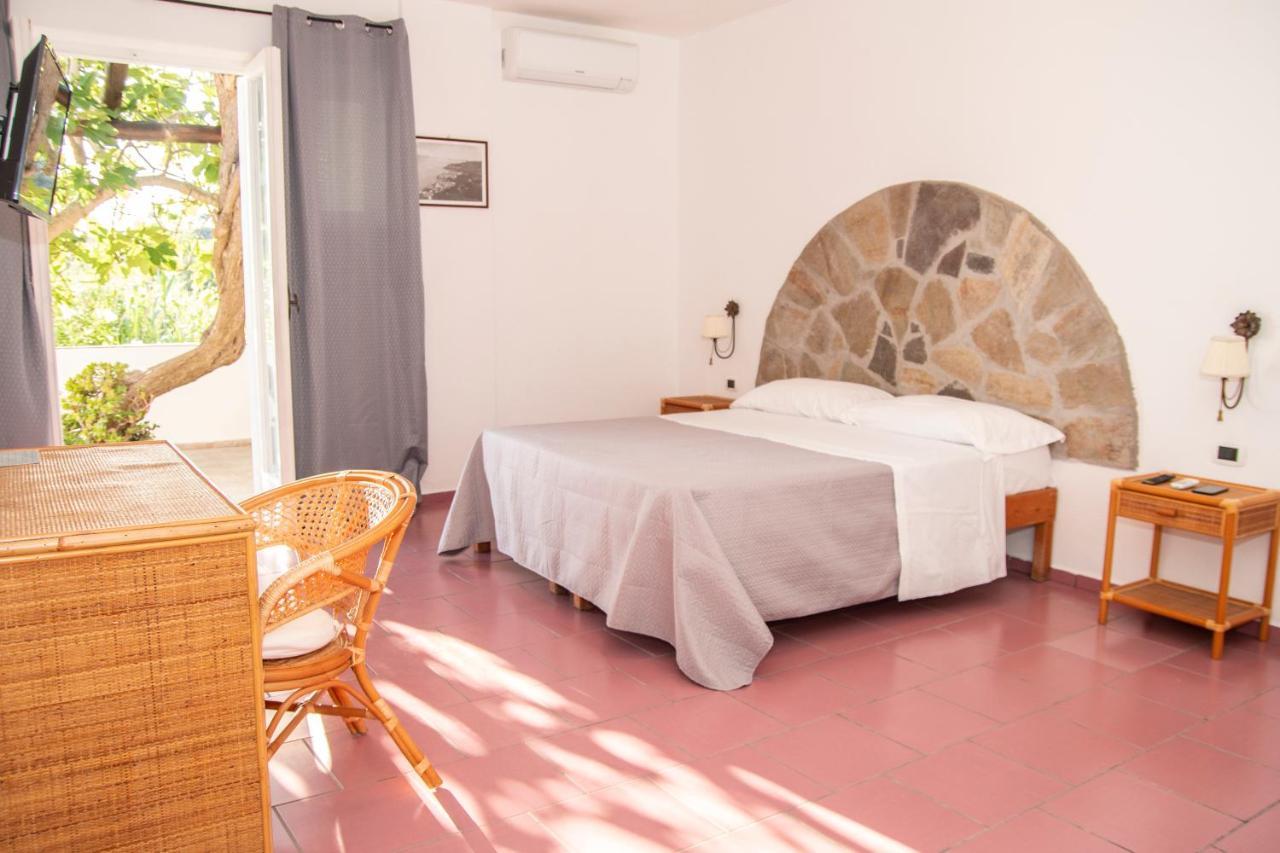 Hotel Punto Azzurro Forio  Екстер'єр фото