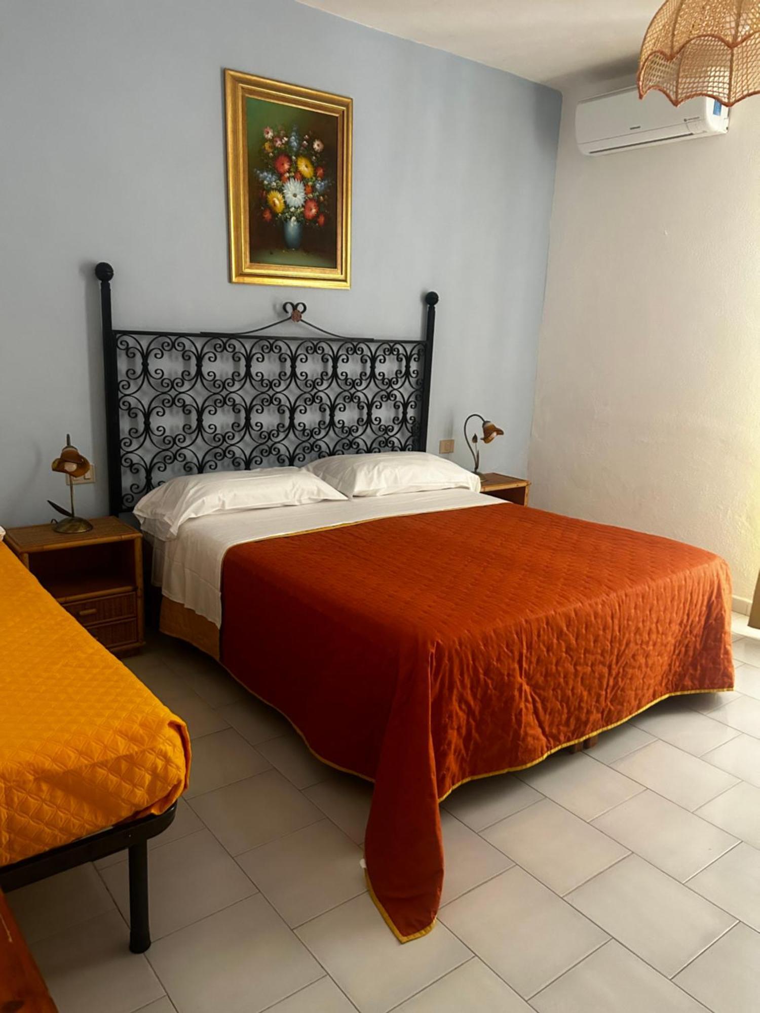 Hotel Punto Azzurro Forio  Екстер'єр фото